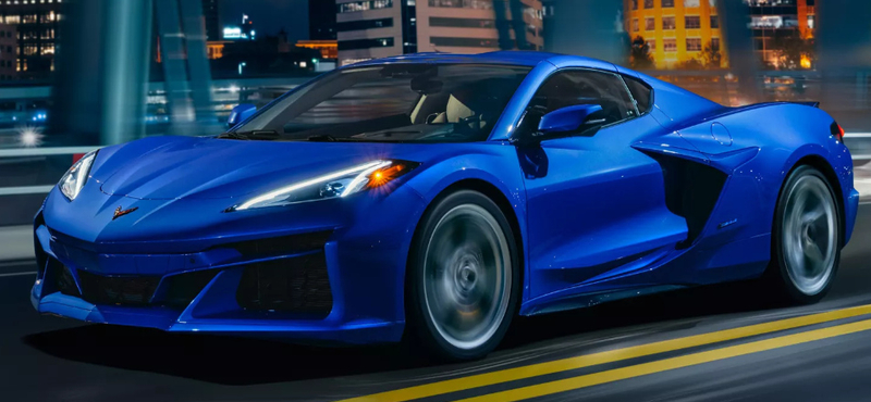 Bekövetkezett: 70 év után itt az első hibrid Chevy Corvette sportautó