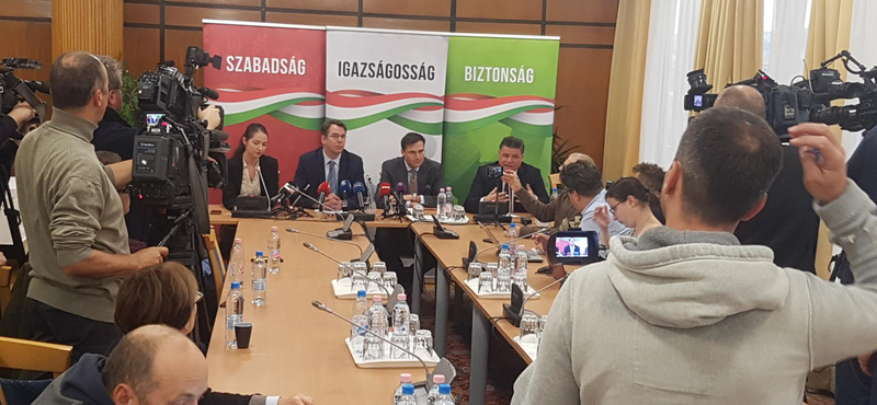 Törvényt sértett a Jobbik szerint az ÁSZ, mert túllépte hatáskörét