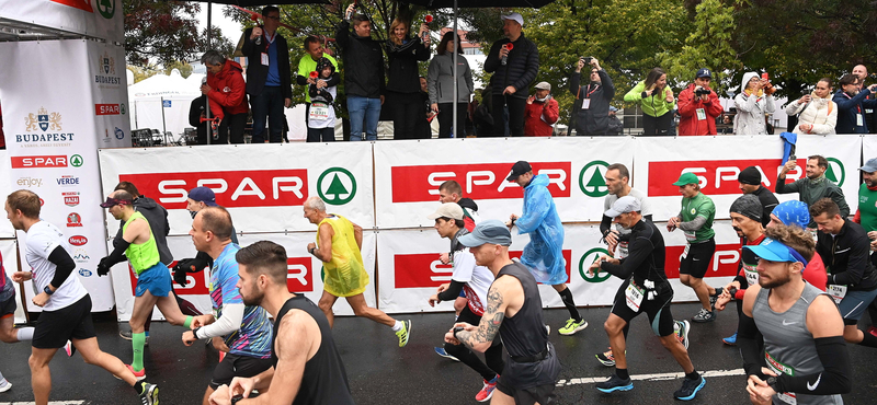 Karácsony Gergely és Révész Máriusz jelenlétében startolt el a Budapest Maraton