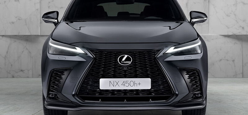 Magyarországon a teljesen új, akár zöld rendszámos Lexus NX