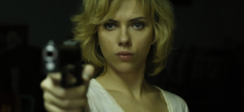 Scarlett Johansson most már hivatalosan is az univerzum királynője