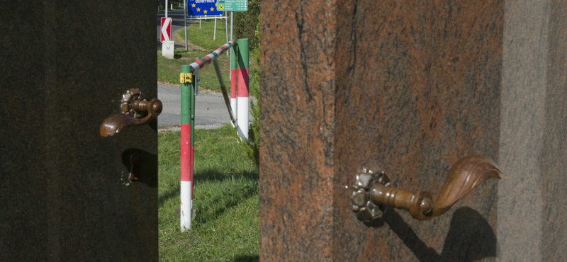 És akkor boldog-boldogtalan elhagyja az országot