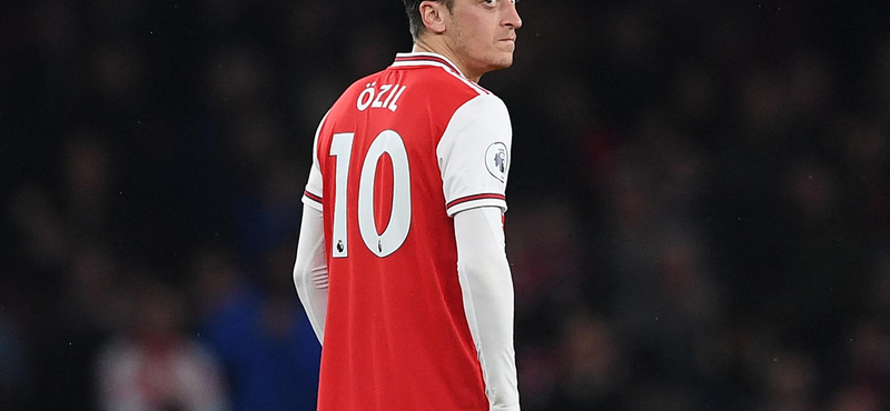 Visszavonult Mesut Özil világbajnok német focista