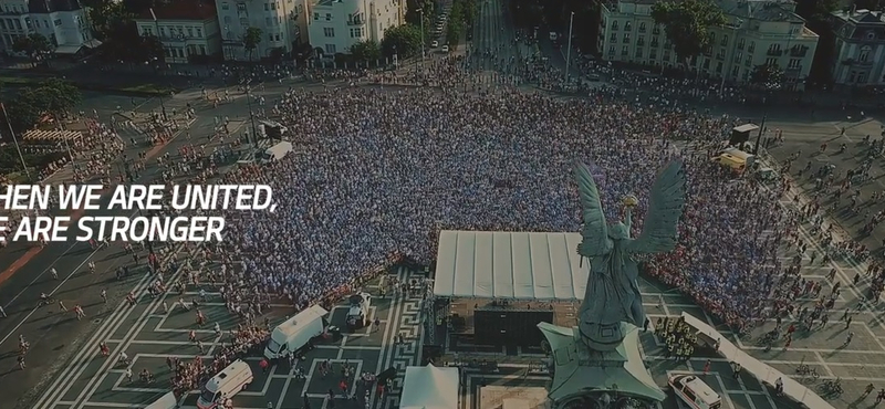 Hány helyszínt ismer fel ebben a Budapesten forgatott reklámfilmben?