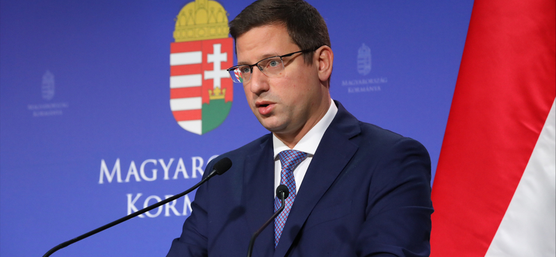 Gulyás Gergely: Magyar Péter bolond és lenézi a választóit, Vogel Evelin nem kapott megbízást a Fidesztől – ez történt a kormányinfón