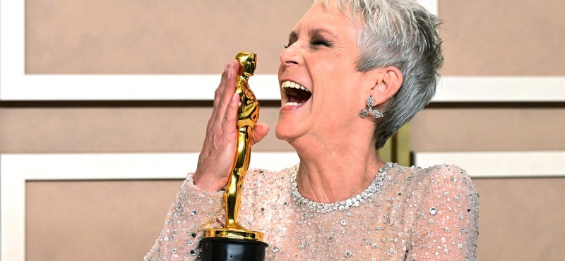 Jamie Lee Curtis magyarul énekelt az Oscar-gála utáni sajtótájékoztatón