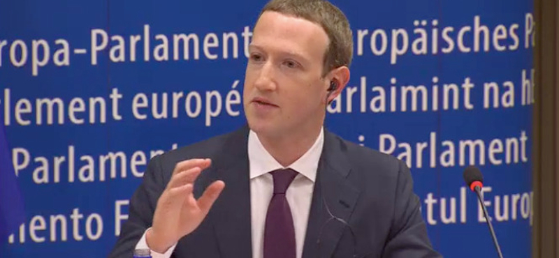 Zuckerberg Macronnal tanácskozik fake news ügyben