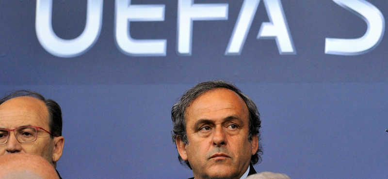 Platini nem megy el a foci-Eb döntőjére