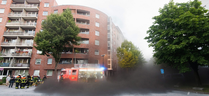 Bunkerben működő asztalosműhely robbant Hamburgban, sok a sérült – fotó