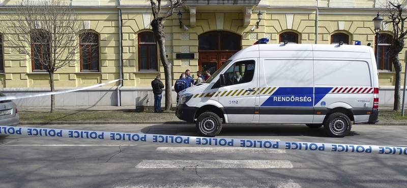 Gépkarabéllyal lőtte volna le az ügyészt, életfogytiglant is kaphat