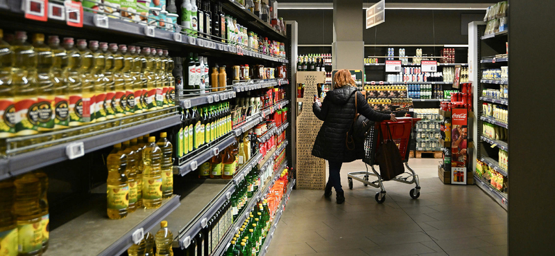 Az árrésstopról is kötelező tájékoztató táblákat kitenni a boltokban