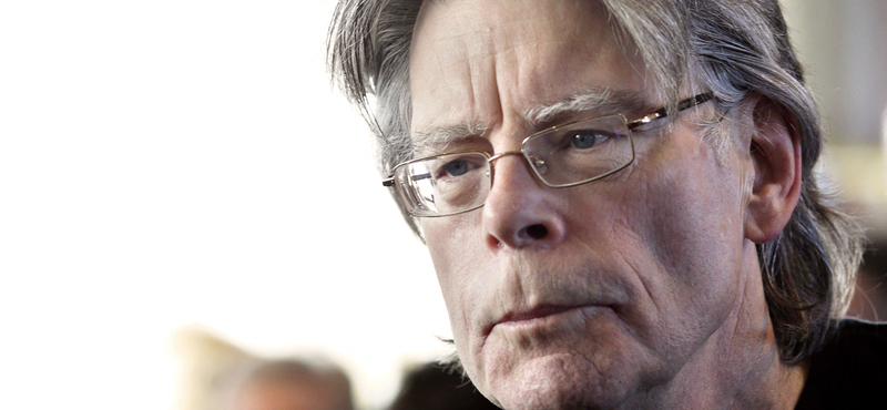 Stephen King is felszólította Joe Bident, hogy lépjen vissza az elnökválasztástól