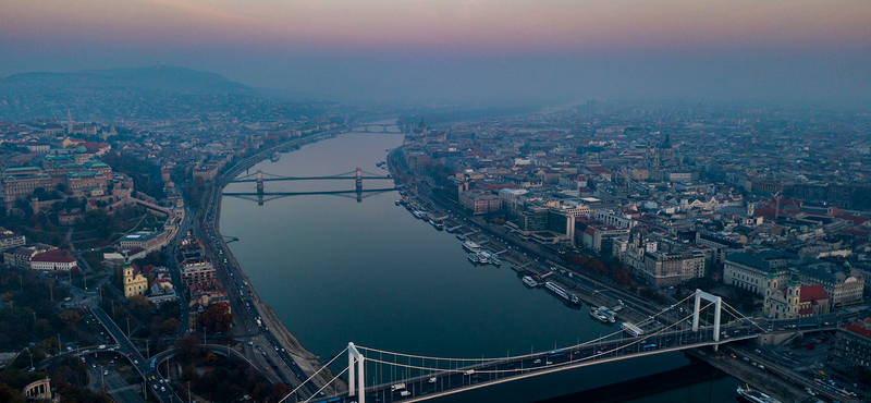 Új útvonalon jöhetnek brit turisták százai Budapestre