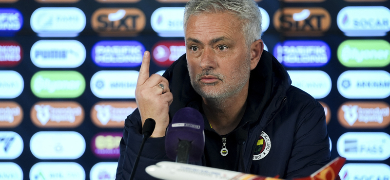 Megint Mourinho miatt áll a bál a török fociban