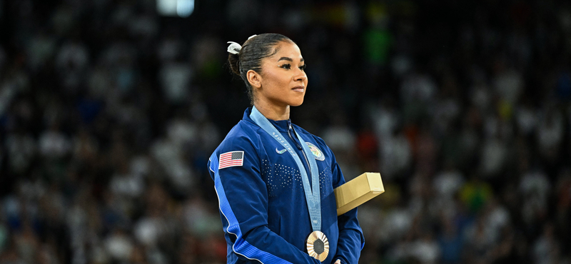 Rasszista támadások érték az amerikai tornászt, akitől elvették az olimpián a bronzérmet