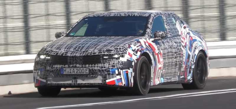 Videón a hangtalanul hasító vadonatúj elektromos BMW M3