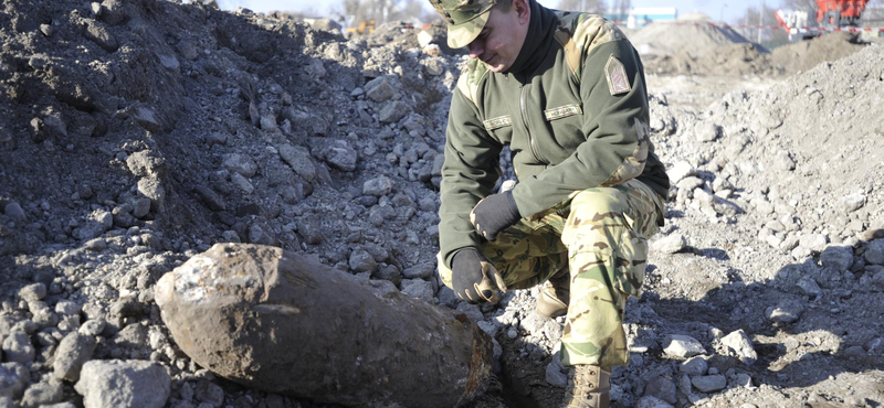 Hatástalanították a Ferencvárosban talált bombát