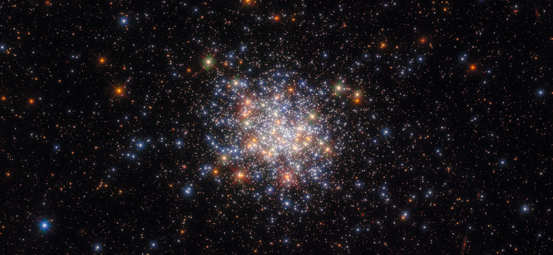 A Hubble fotót készített egy kozmikus „sókiborulásról”