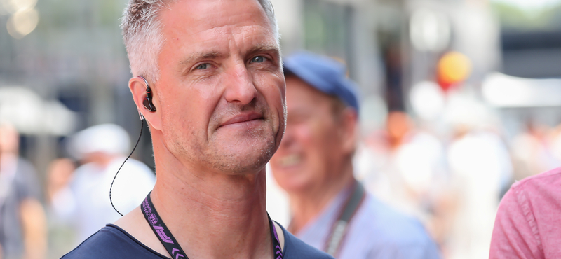 Ralf Schumacher azt mondja, volt felesége már a coming out-ja előtt is tudott arról, hogy meleg és párkapcsolatban él