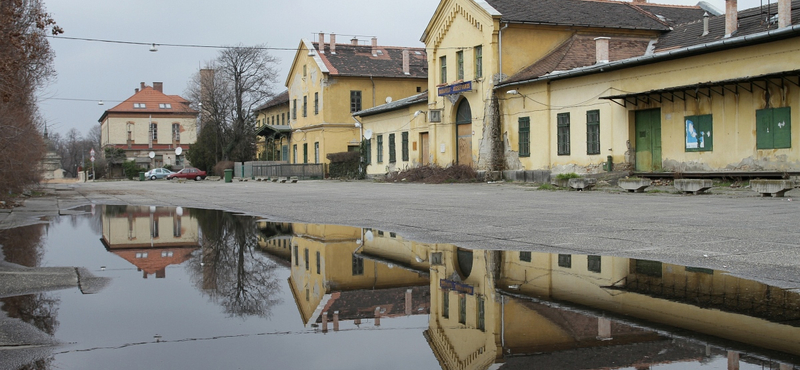 Holokauszt-látványpark? A Sorsok Háza a tűzzel játszik, ha a gyors borzongásra épít