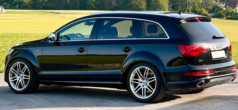 Dízel-király: éppen új gazdára vár egy V12 TDI motoros Audi Q7
