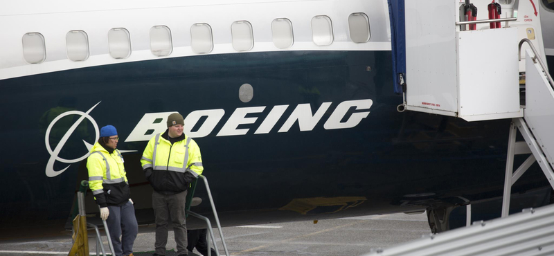 Gigantikus összeget bukott a Boeing a 737 MAX-ok miatt