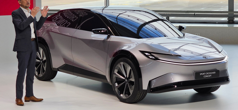 Megnéztük a Toyota 2025-ben érkező, félig kínai elektromos kupé SUV-ját