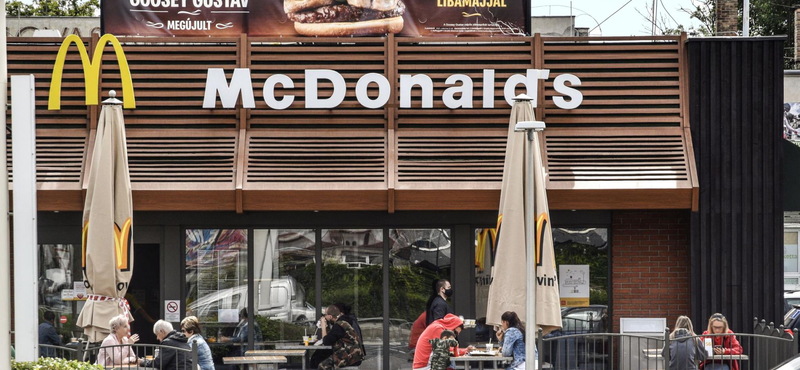 Az elektromos autókat is kiszolgálja majd a magyar McDonald’s