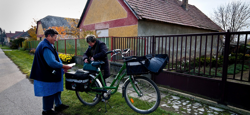 November közepén viszi ki a postás a nyugdíjprémiumot