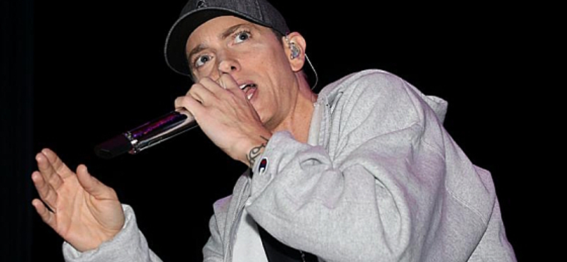 Pánik volt Eminem koncertjén, mert lövéseket hallottak a rajongók