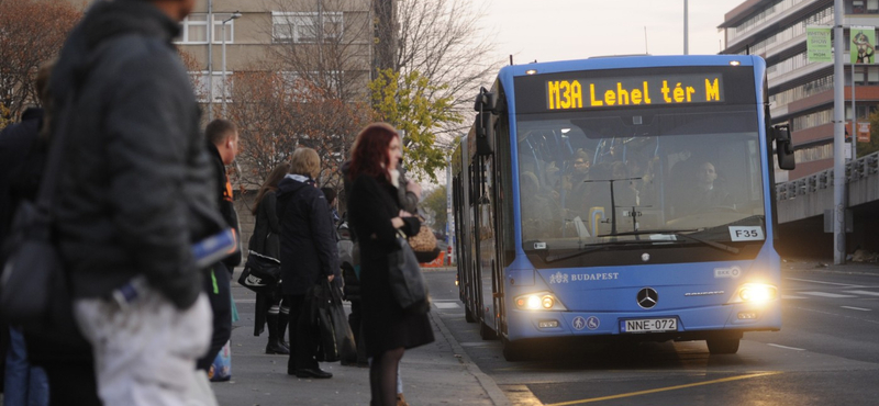 Indul a metrópótlás: reggeli helyzet az Árpád hídnál