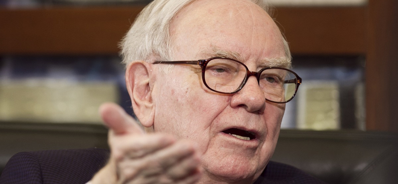 Valaki csaknem ötmilliárd forintot hajlandó fizetni azért, hogy Warren Buffett amerikai mágnással ebédelhessen