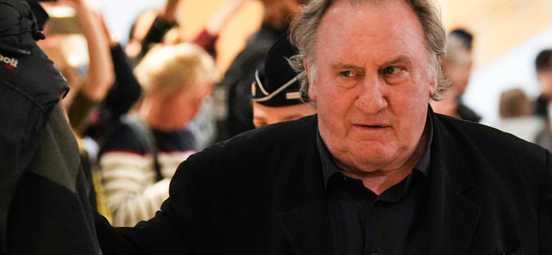 Megütött egy paparazzót, Rómában is bíróság elé állhat Gérard Depardieu