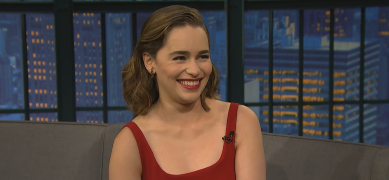 „Alacsony, testes lány” – sértően beszélt az ausztrál tévécsatorna feje Emilia Clarke-ról