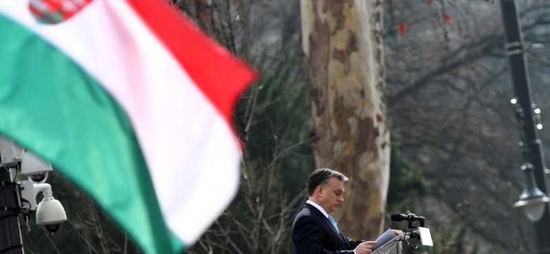 Orbán: A rezsicsökkentés nem fér el a Nemzeti dalban