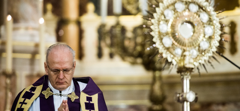 Erdő Péter a menekülttáborokban fagyoskodókról is szólt ünnepi beszédében