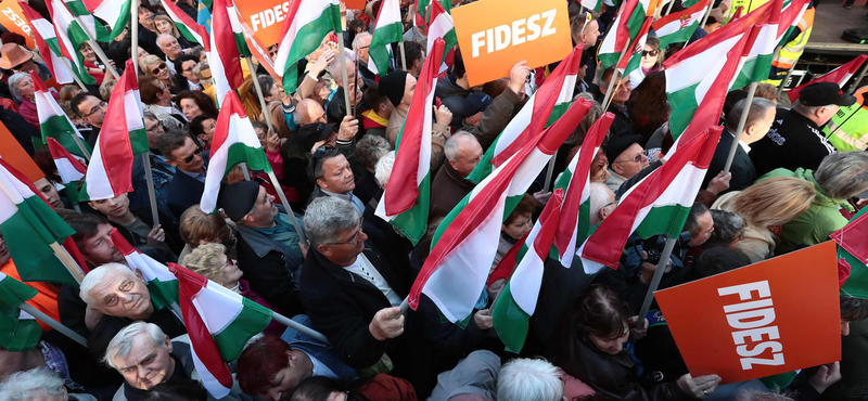 Felmérés: Egyre borúsabban látják a jövőt a Fidesz szavazói