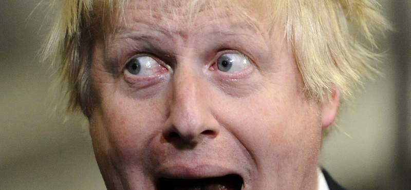 Fotó: Vicces arccal fogadta Boris Johnson a brit eredményeket