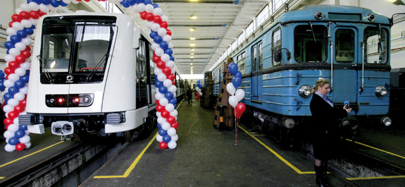 Mi történt? Mindenki a metró végállomáshoz hajt 