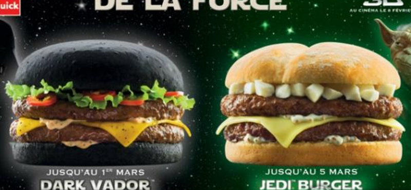 Koromfekete Darth Vader hamburger a francia gyorsétteremlánctól