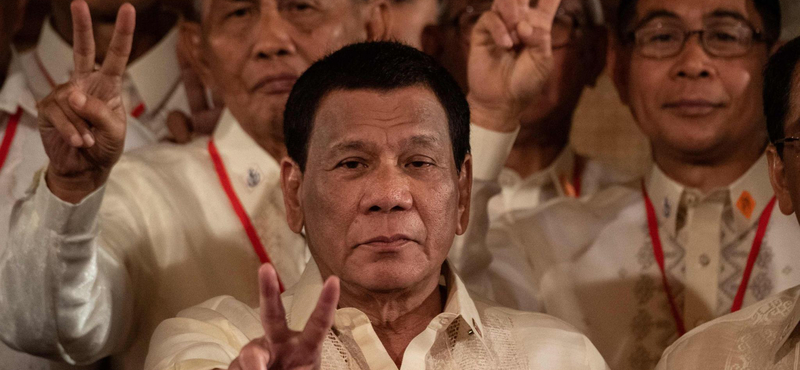 Közvéleménykutatásokra hivatkozva vonul vissza a politikától Duterte, a Fülöp-szigetek rettegett elnöke