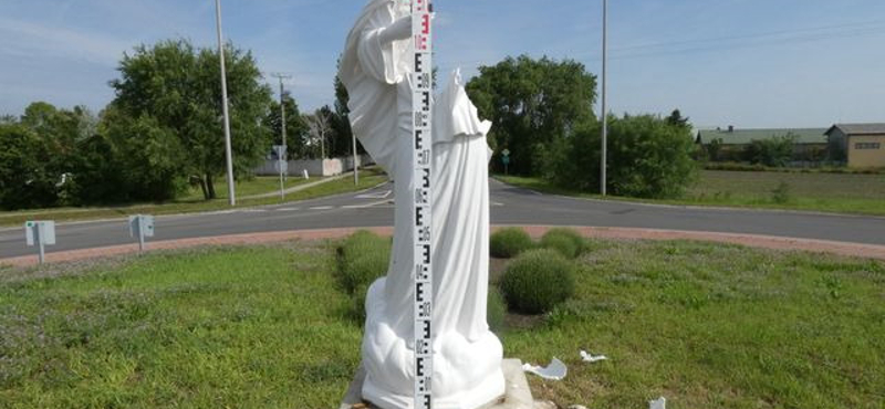 Kétszer verte szét a dunavecsei Szűzanya szobrát egy román férfi