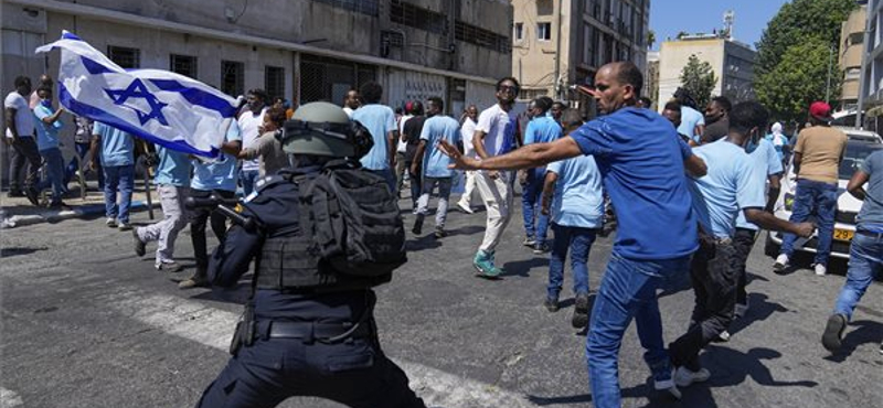 Eritreai menedékkérőkkel csaptak össze a rendőrök Izraelben