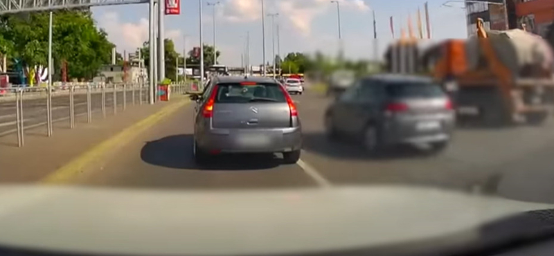 Büntetőfékezés okozott sérülést a Budapest Parknál - videó