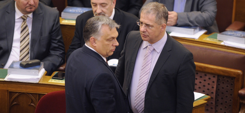 Kósa távozik a miniszteri posztról, más feladatot kap Orbántól