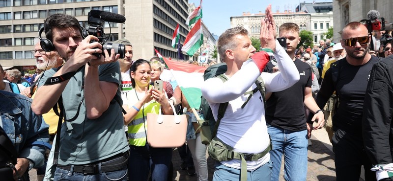 „Hányinger, amit csinál a kormány, Magyar Péter az egyetlen reményünk”