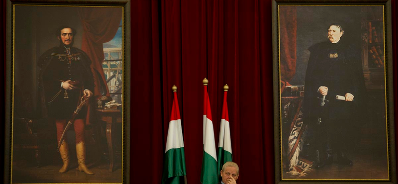 Tarlós biztos benne, hogy Fellegi is "lázasan keresi a megoldást"