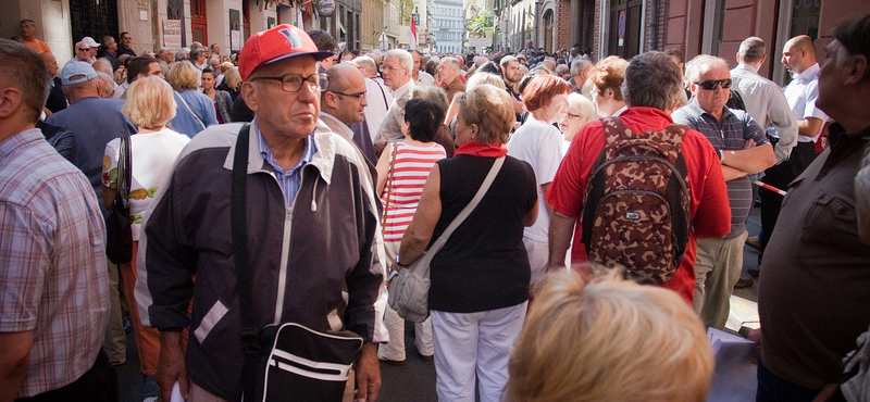 Fila táska: végleg begyűrűzött a szépkorúak közé is?