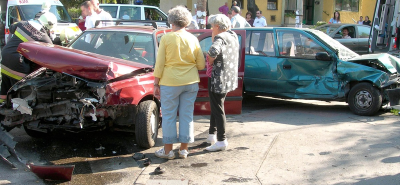 Súlyos baleset történt Kőbányán – fotó