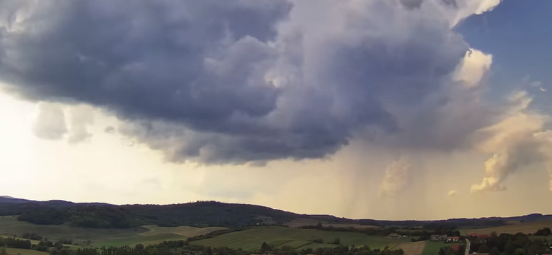 Futó záporok enyhítik ma a meleget